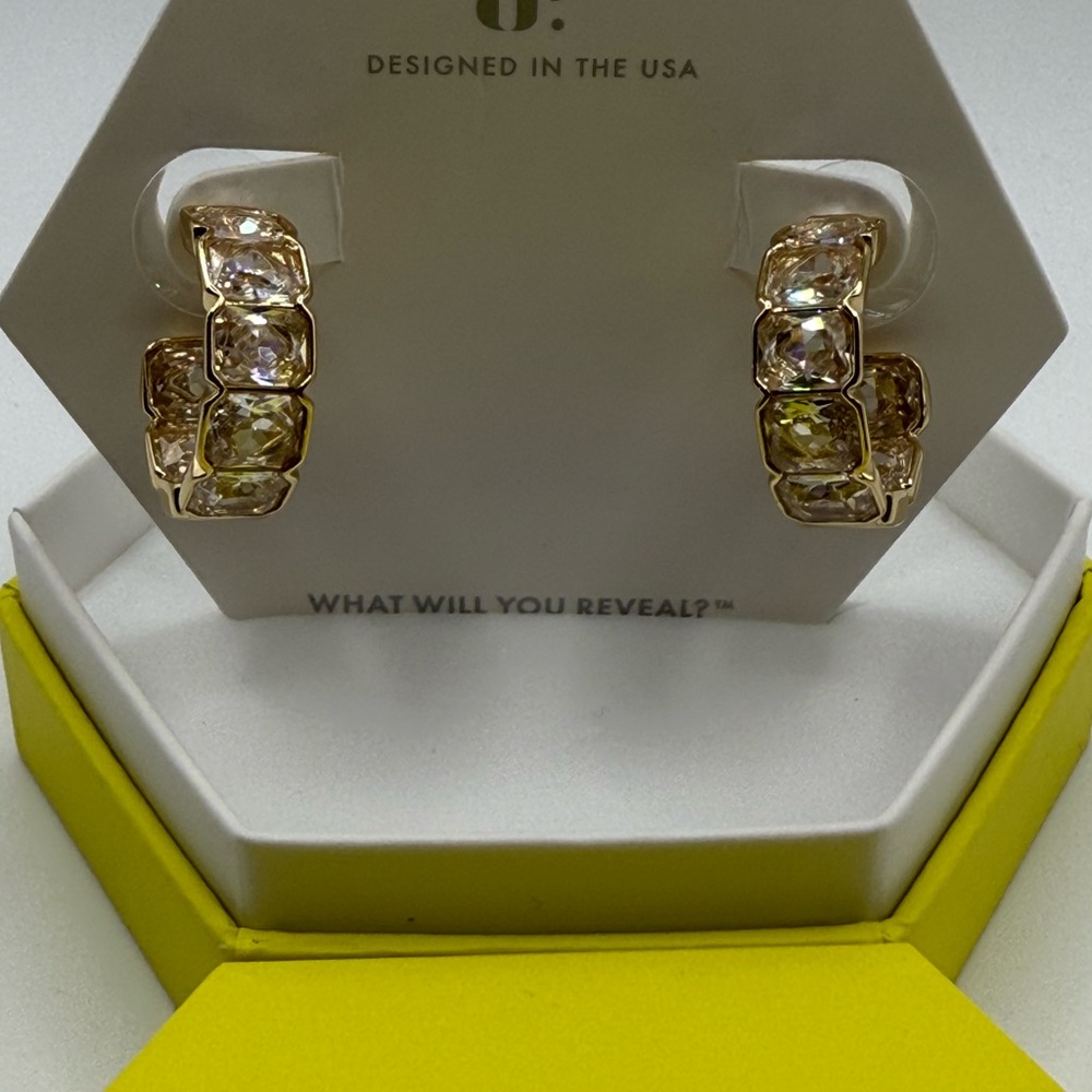 Meant To Shine-Elegant Gold Hoop Earrings